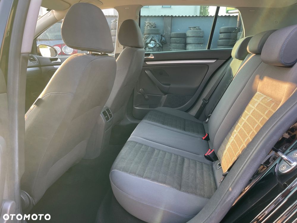 Volkswagen Golf 1.6 Tour - 25