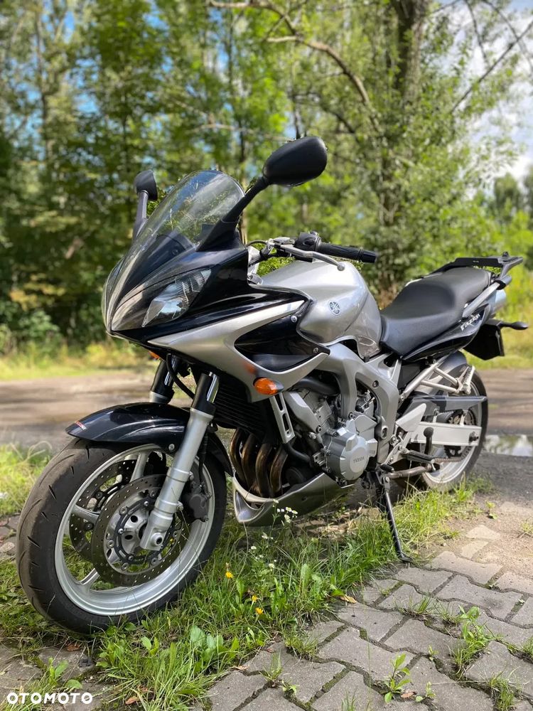 Yamaha FZ6 - 1
