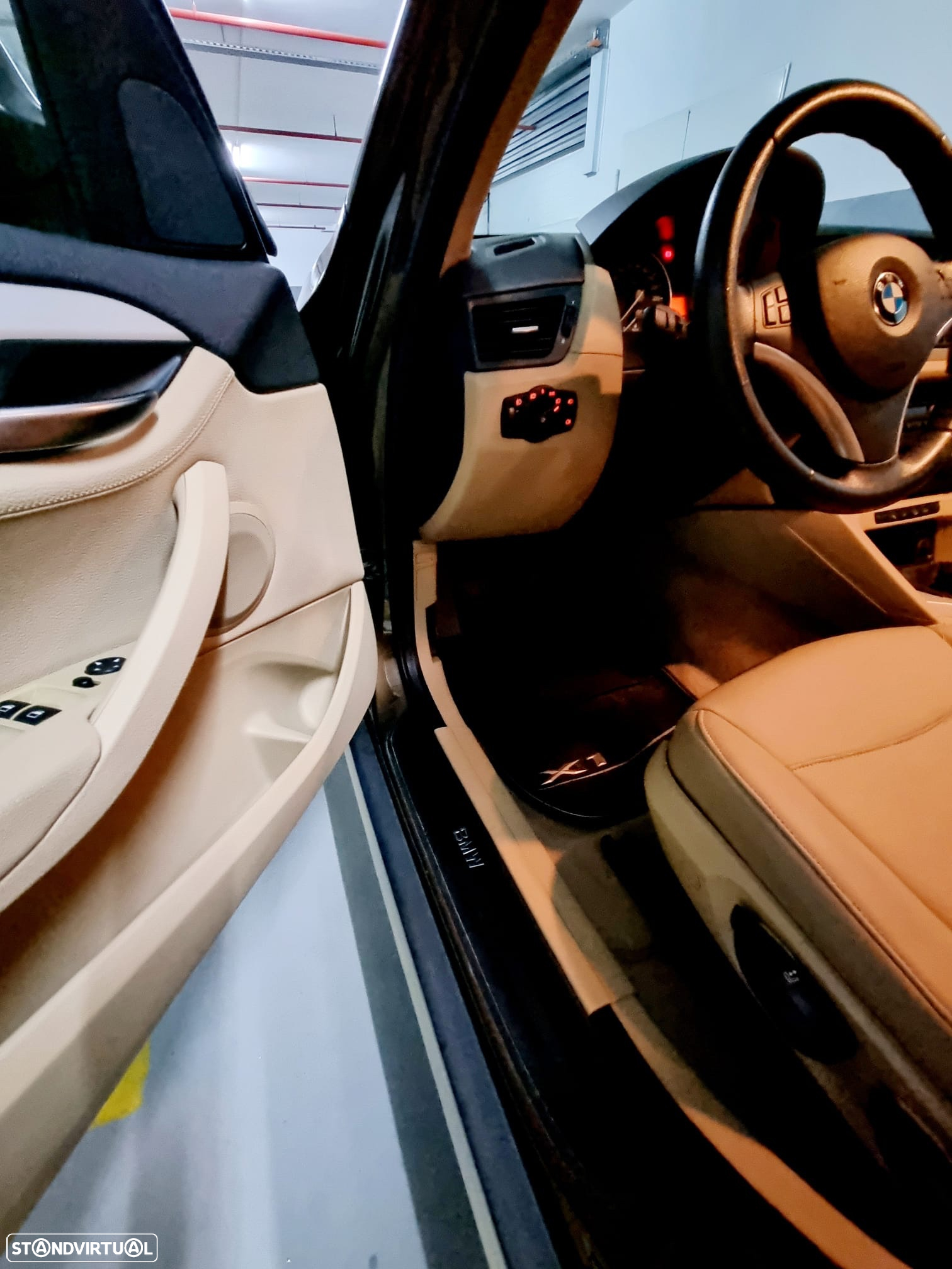 BMW X1 20 d xDrive - 29