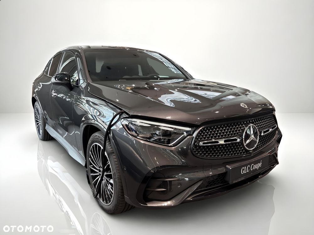 Mercedes-Benz GLC 300 mHEV 4-Matic AMG Line - 4