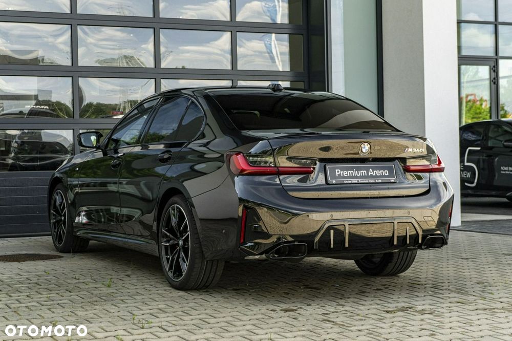 BMW Seria 3 M340i xDrive - 9