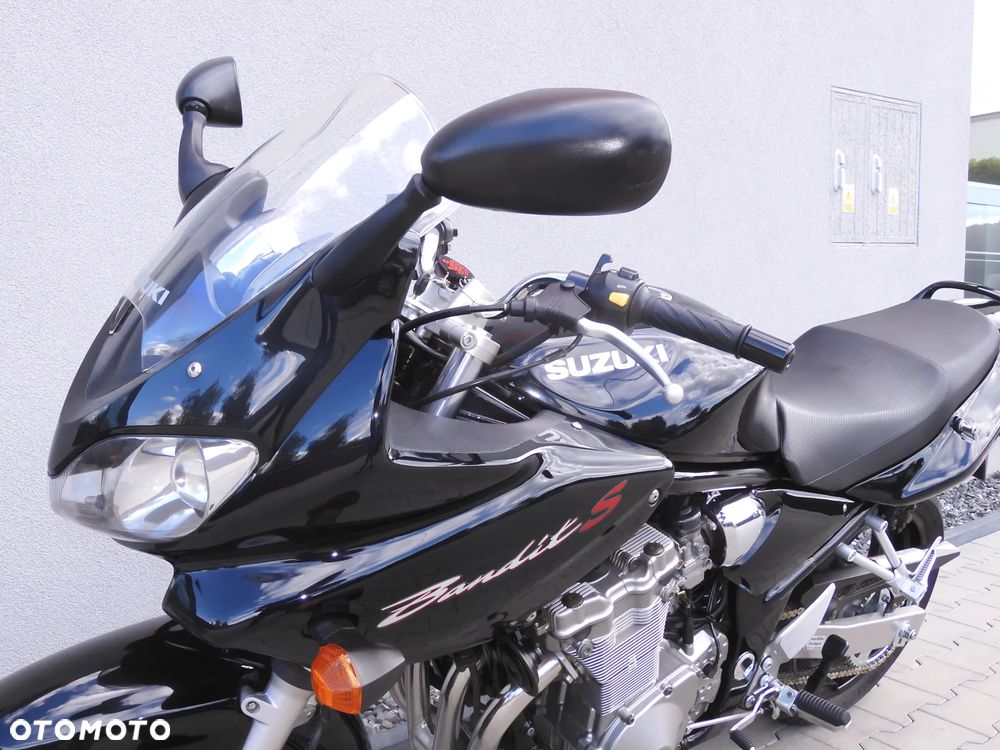 Suzuki Bandit - 25