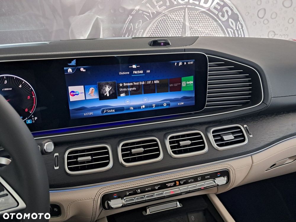 Mercedes-Benz GLE - 40