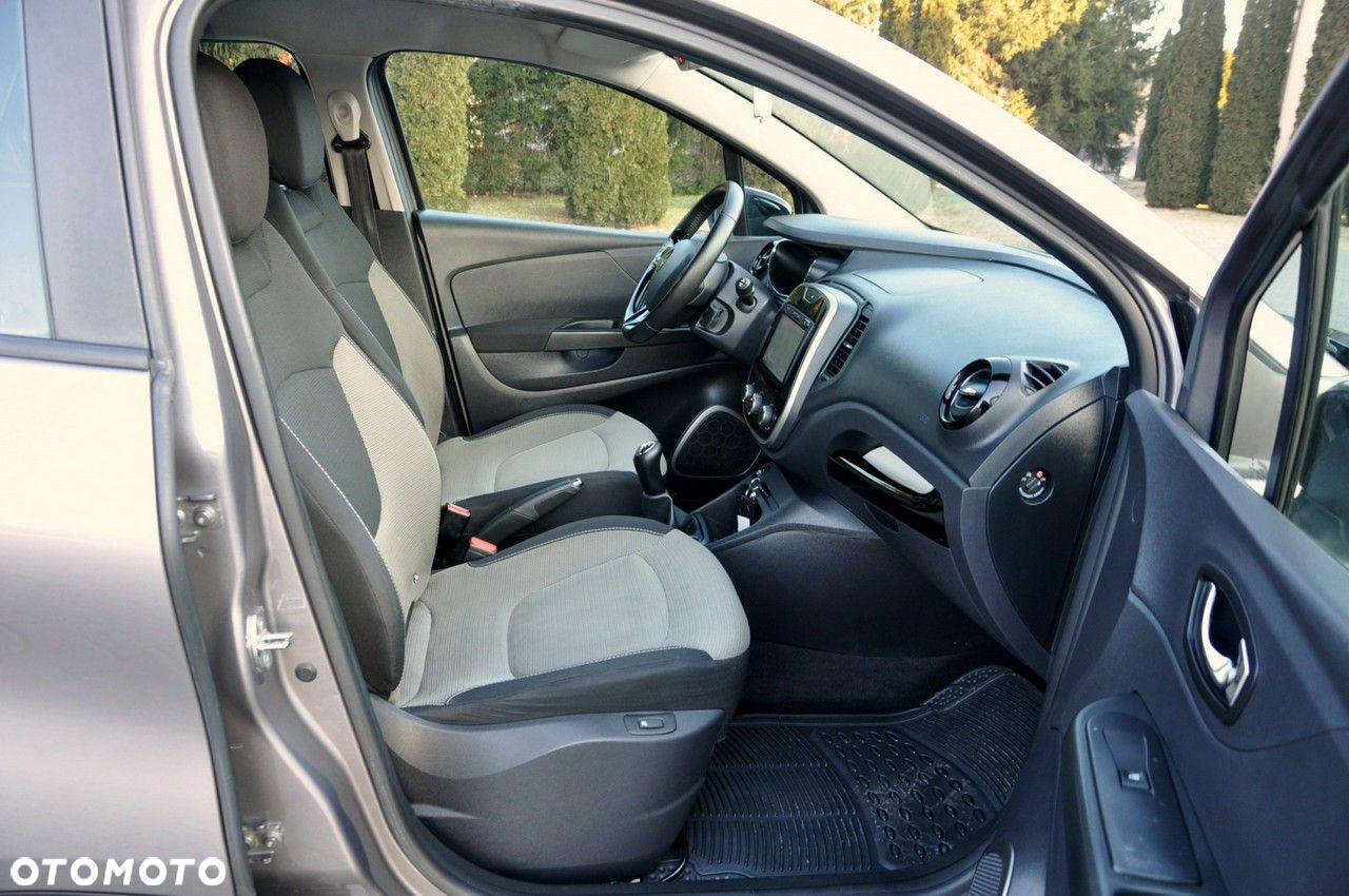 Renault Captur - 17