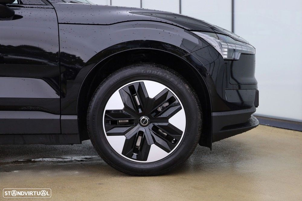 Volvo EX30 51 kWh Single Motor Plus - 6