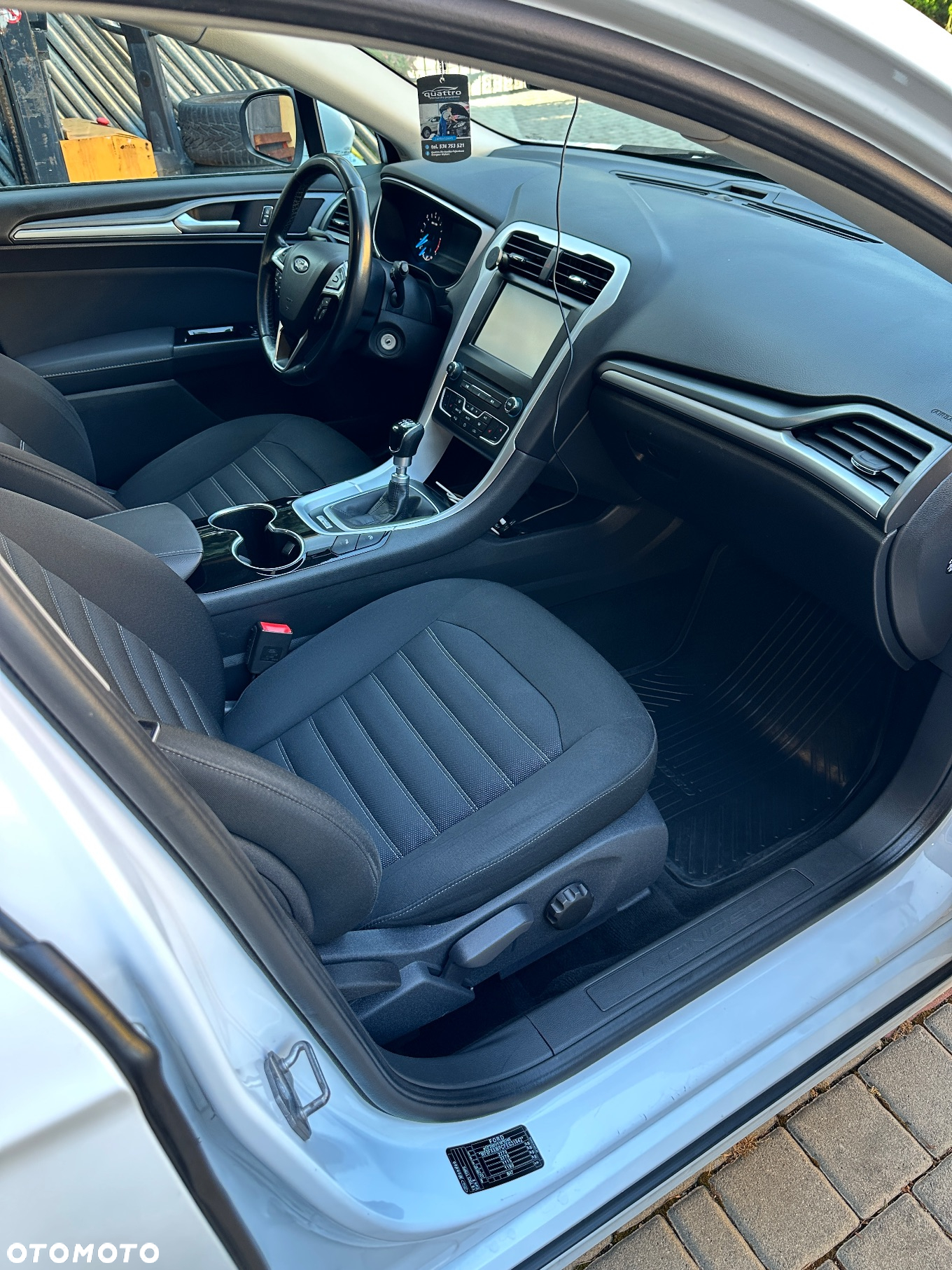 Ford Mondeo 1.6 TDCi Ambiente - 12