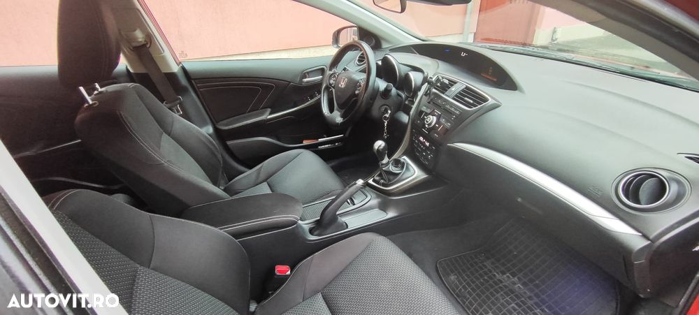 Honda Civic 1.6 i-DTEC MT Elegance - 6