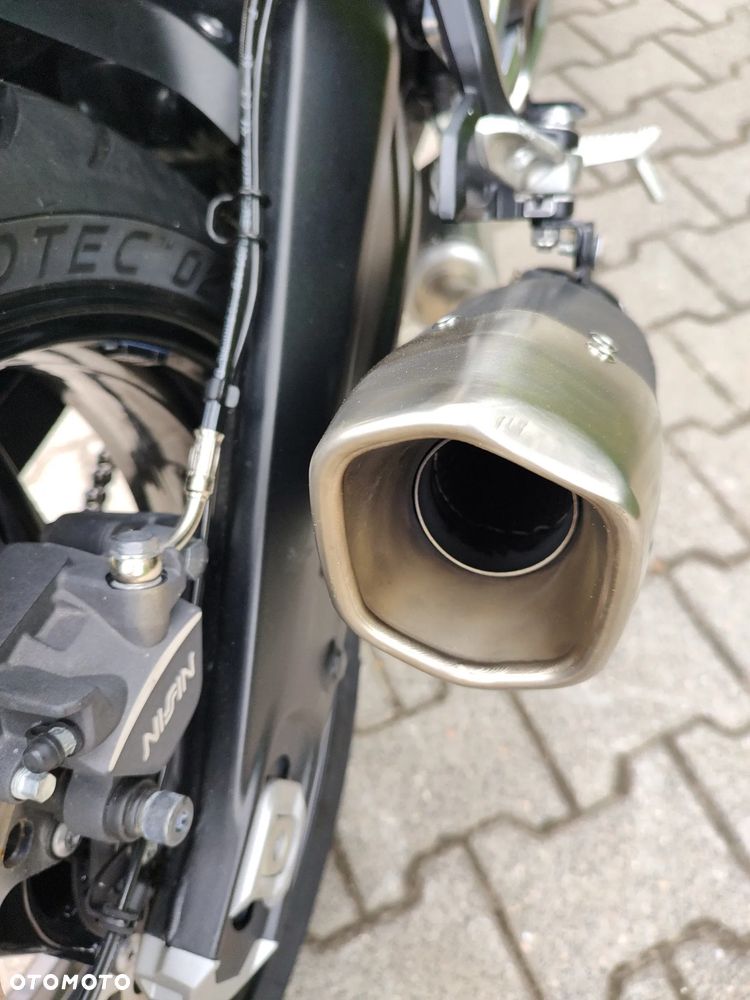 Triumph Trident - 13