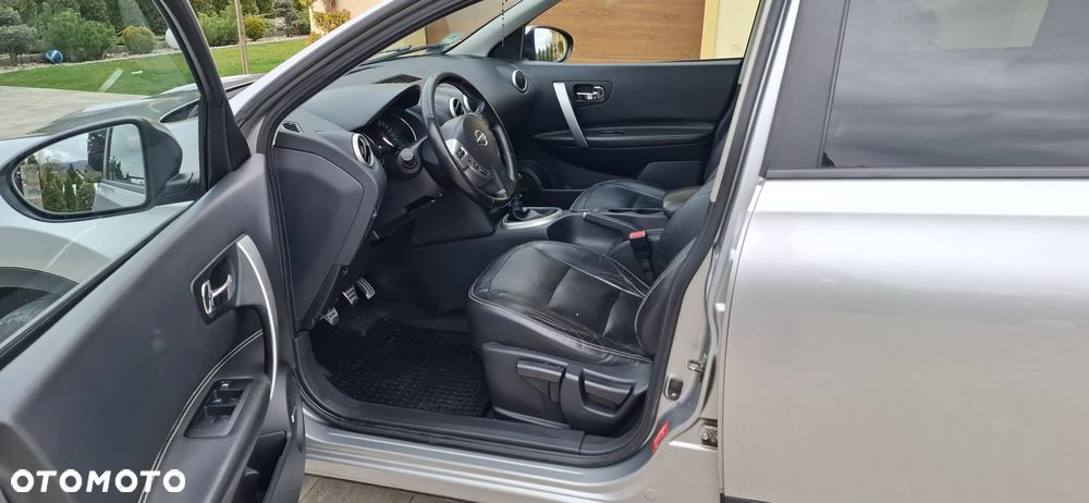 Nissan Qashqai+2 - 5