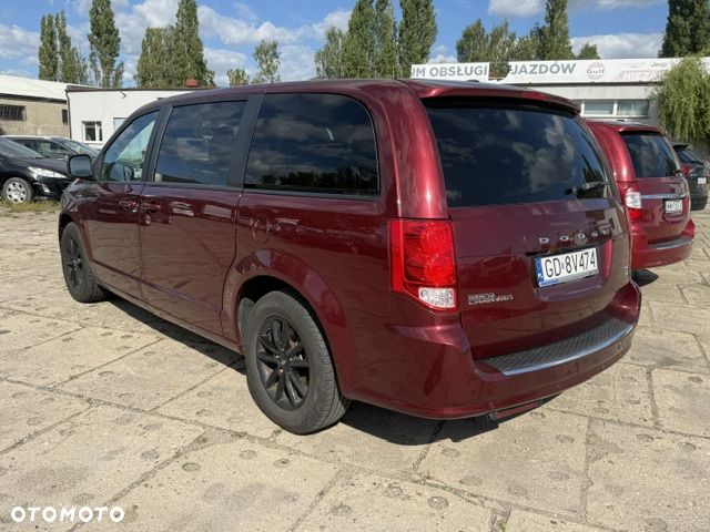 Dodge Grand Caravan 3.6 R/T - 4
