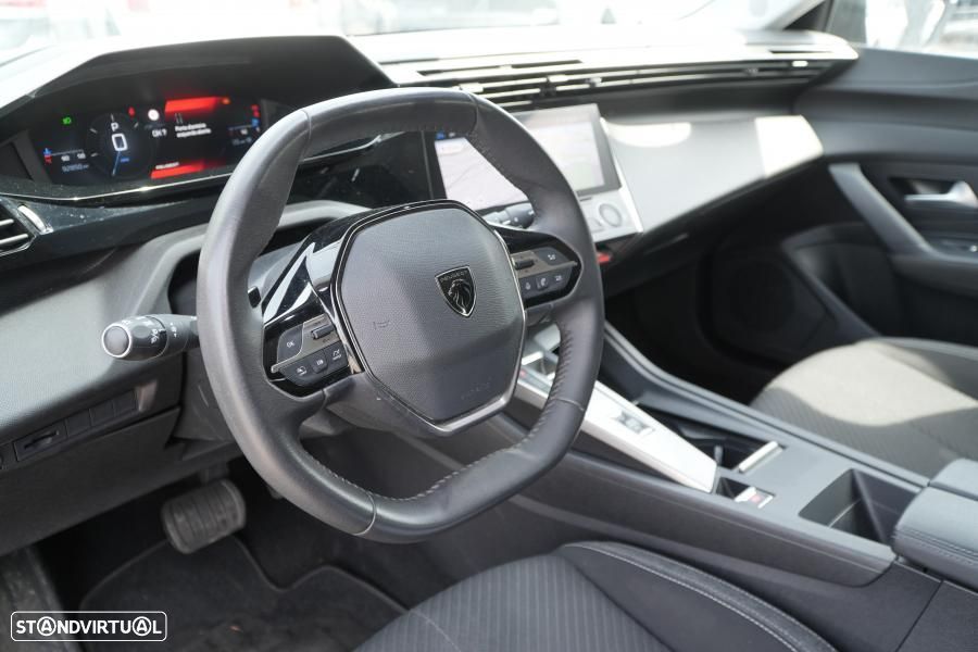 Peugeot 308 PureTech 130 EAT8 Allure - 12