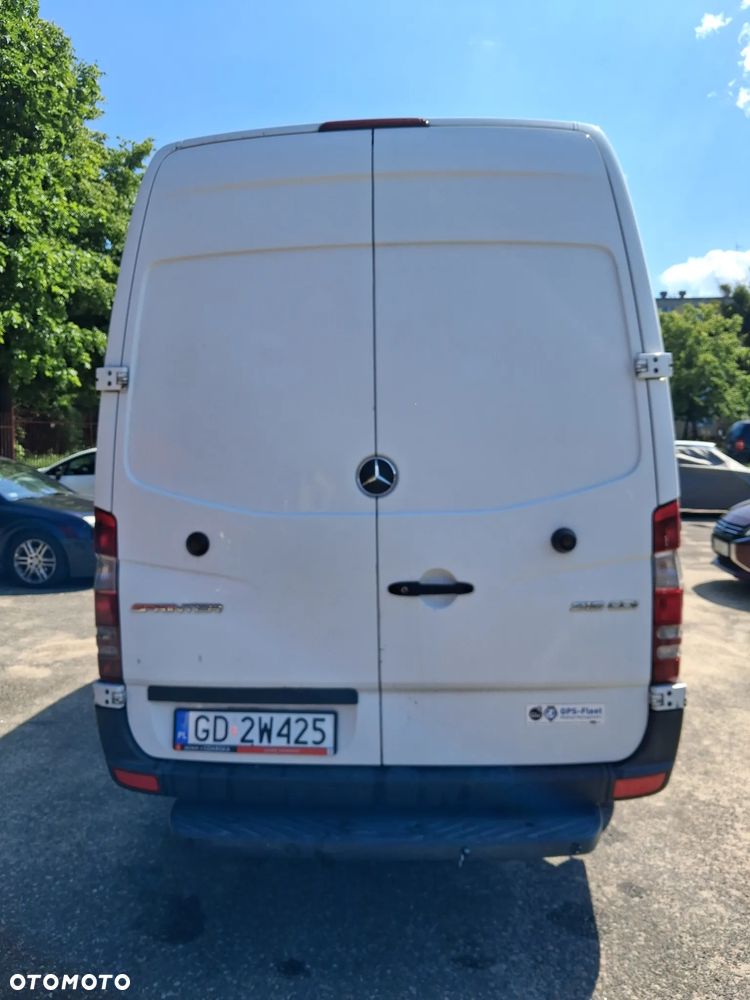 Mercedes-Benz Sprinter - 7