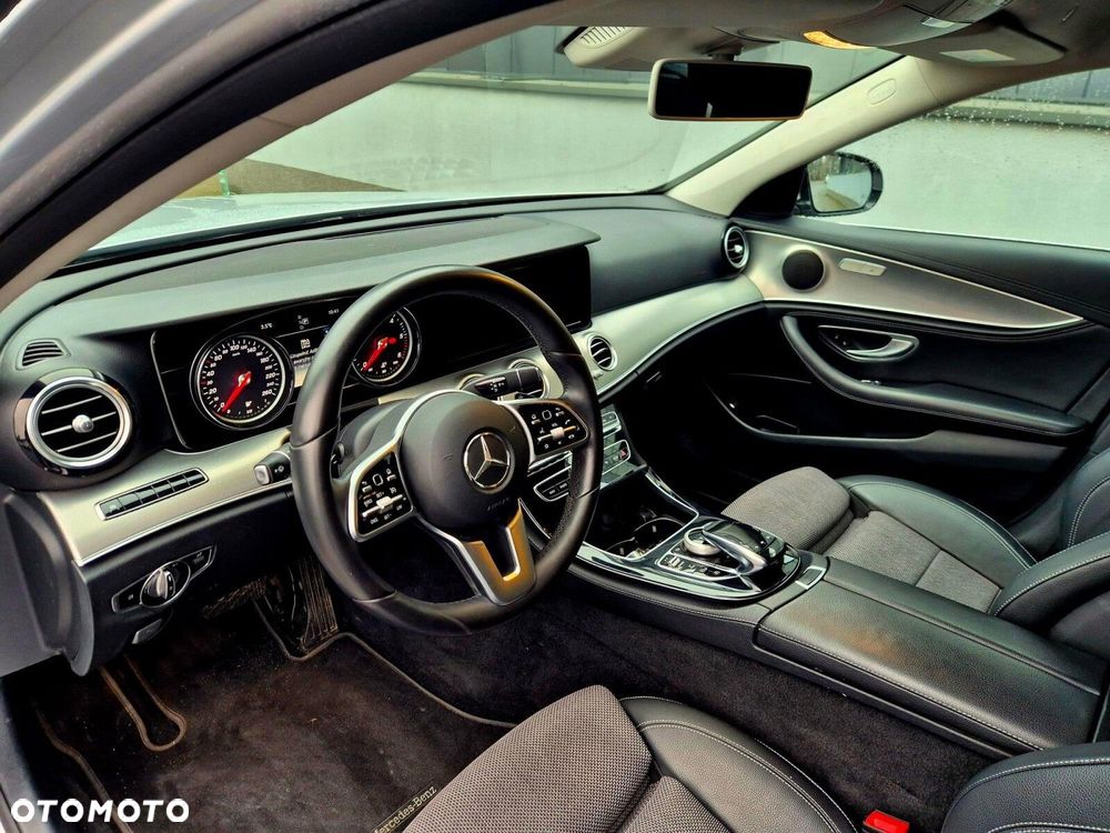 Mercedes-Benz Klasa E - 6