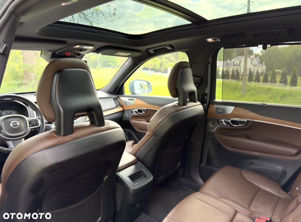 Volvo XC 90 B5 D AWD R-Design - 38