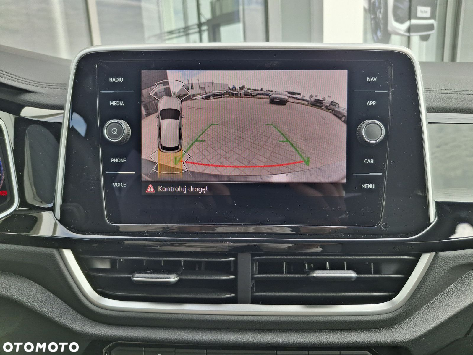 Volkswagen T-Roc 1.5 TSI R-Line DSG - 14