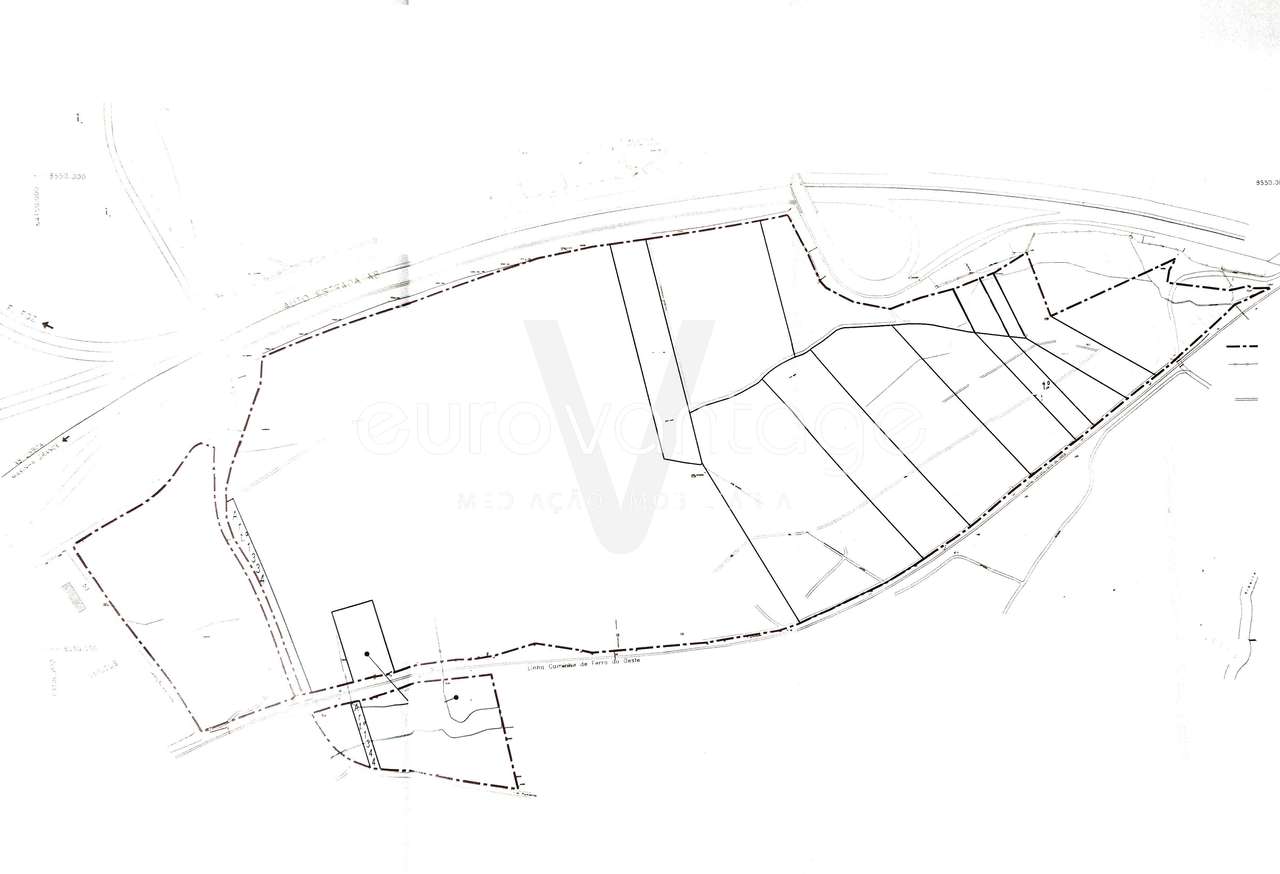 TERRENO DESTINADO A INDUSTRIA - BAROSA - LEIRIA - Grande imagem: 2/25