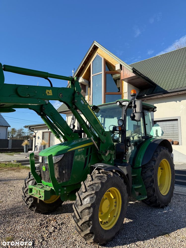 John Deere R5100 - 1
