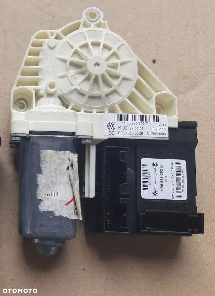 EOS silniczek podnoszenia szyby PRAWY EU Volkswagen - 1