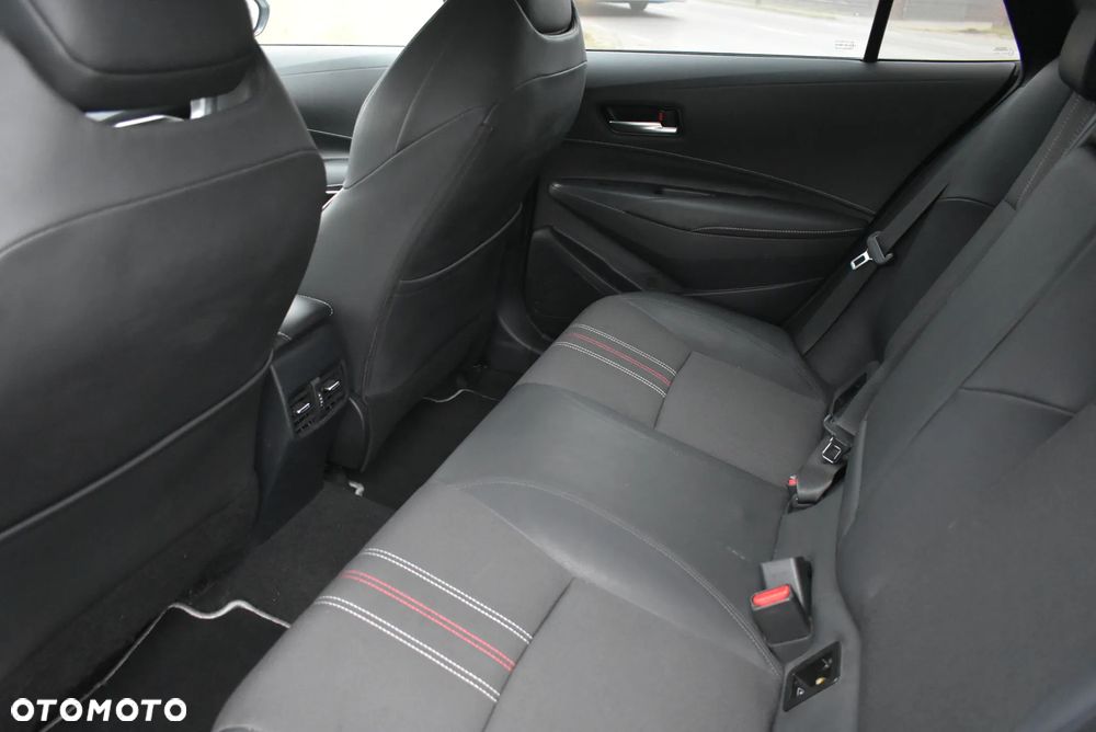 Toyota Corolla 2.0 Hybrid GR Sport - 16