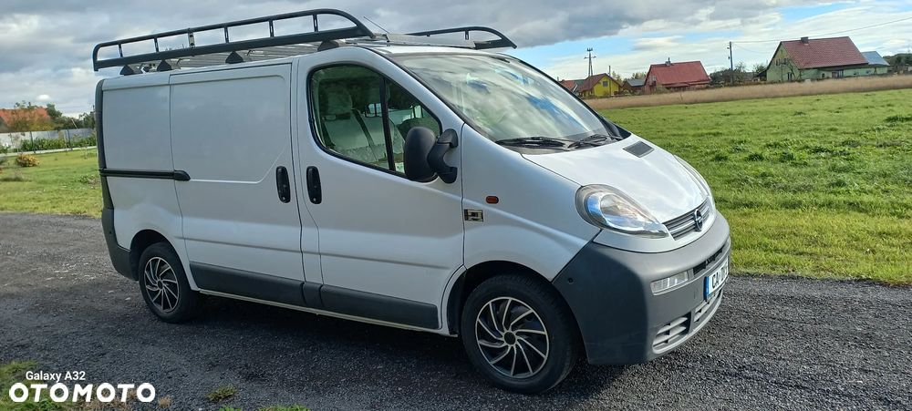 Renault Trafic - 1