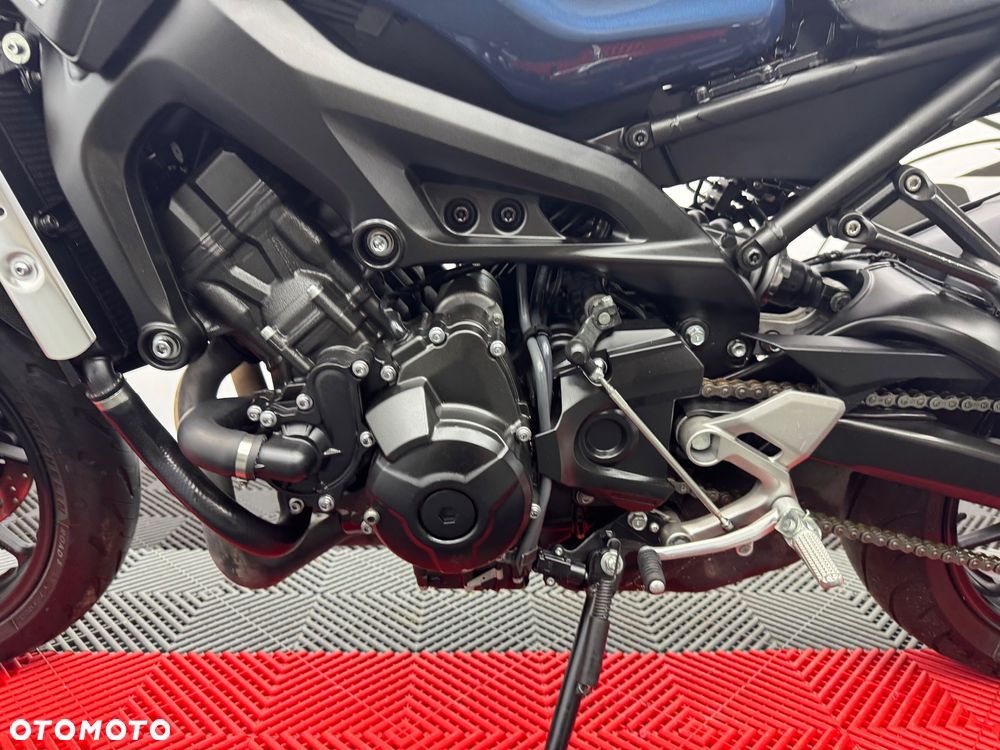 Yamaha XSR - 18