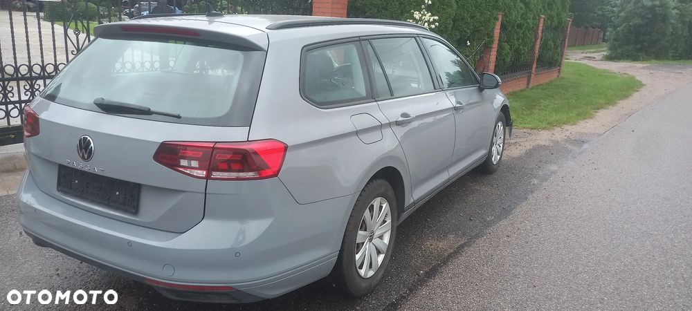 Volkswagen Passat - 3
