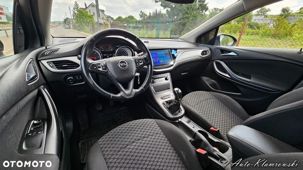 Opel Astra - 10