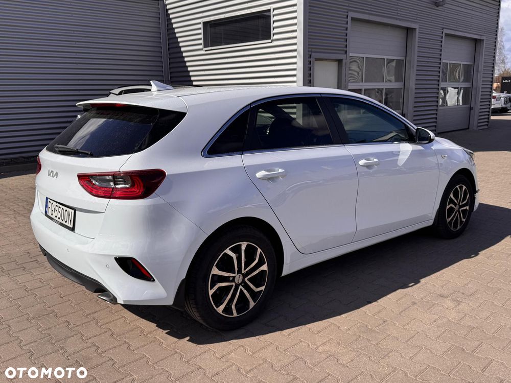 Kia Ceed 1.5 T-GDI M - 3
