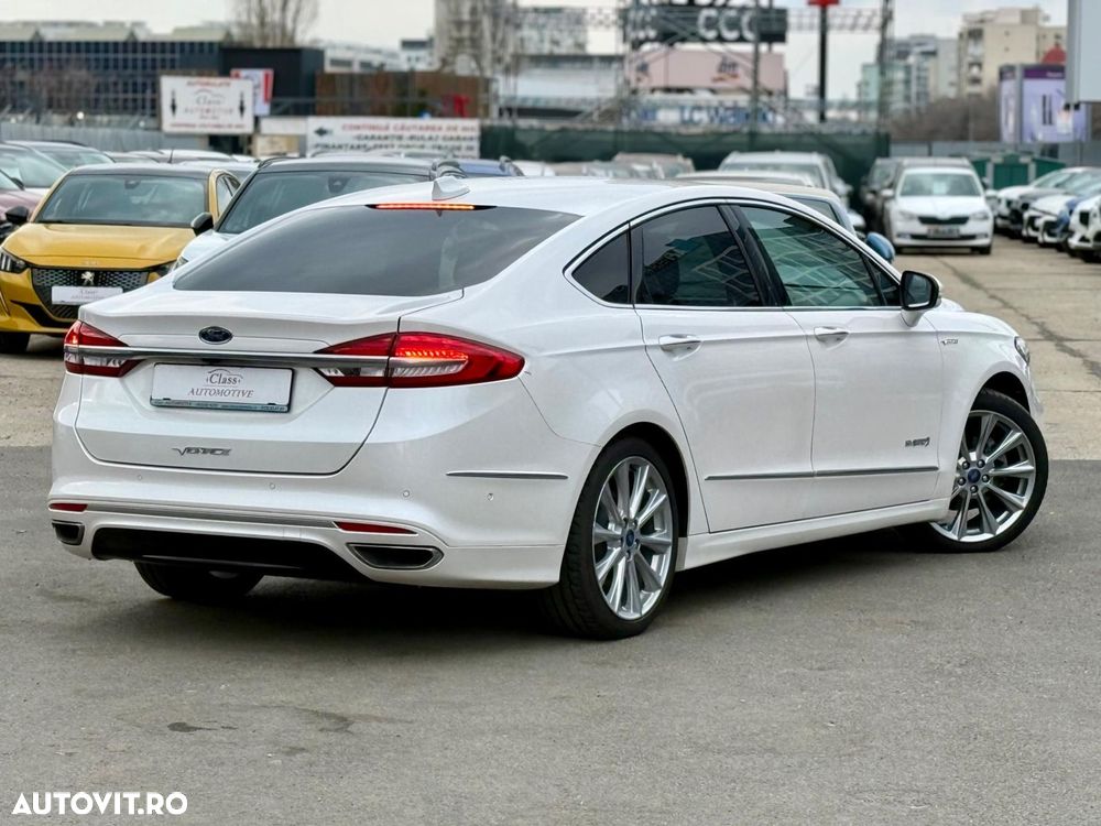 Ford Mondeo 2.0 HEV Vignale - 29