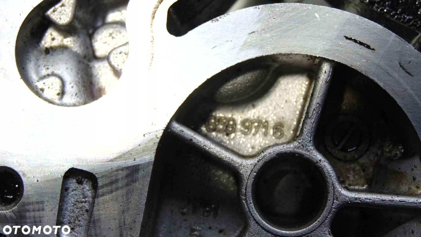Obudowa podstawa filtra oleju AUDI A5 8T 3.0 TDI 6599716 - 4
