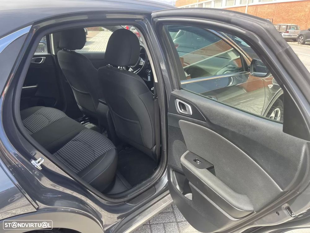 Kia XCeed 1.0 T-GDI Dynamic - 11