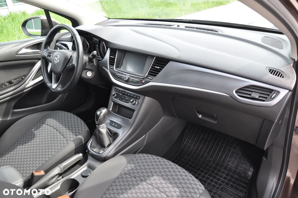 Opel Astra 1.4 T Enjoy - 7