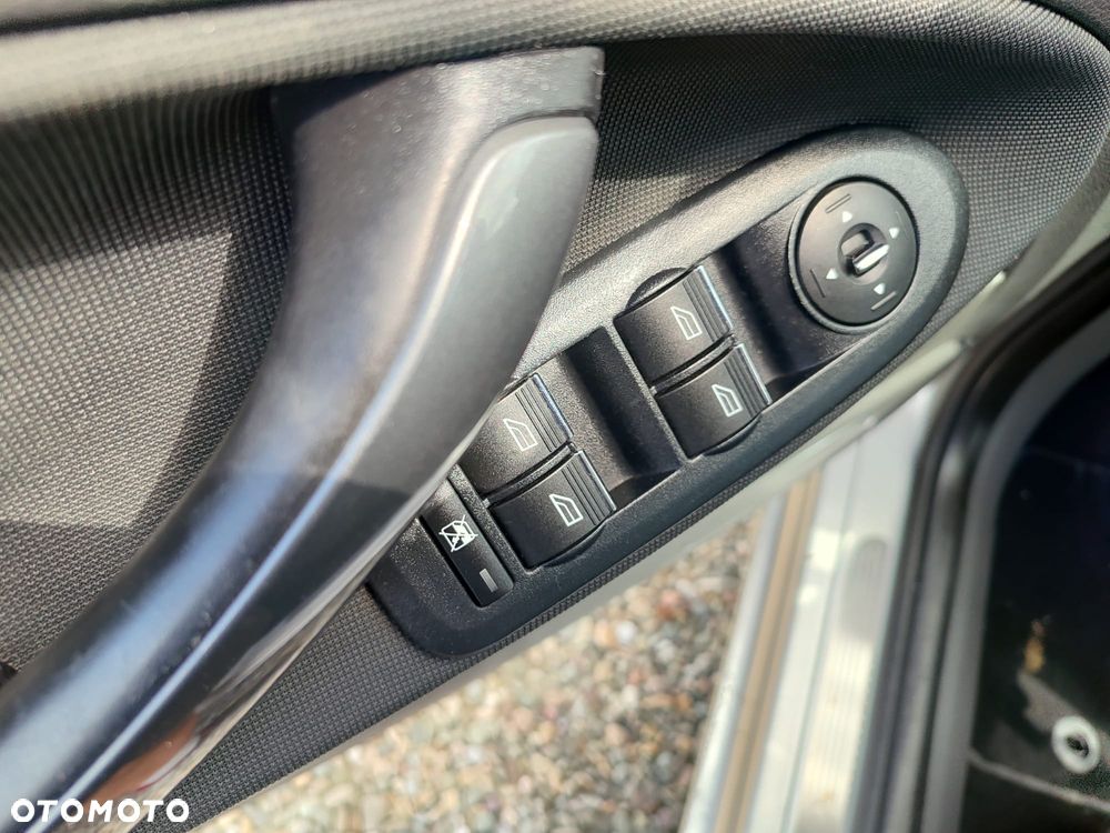 Ford C-MAX - 18