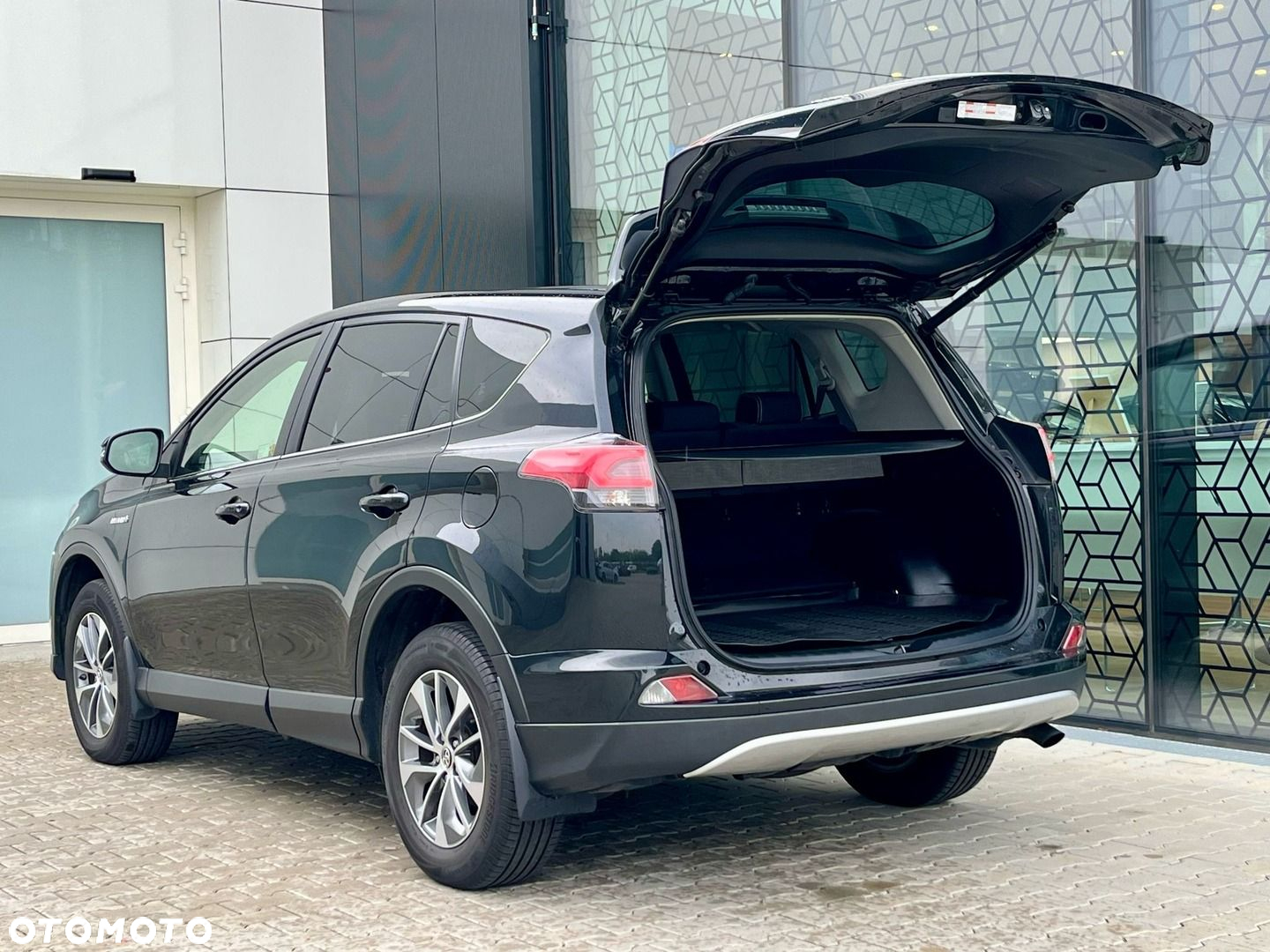 Toyota RAV4 Hybrid Premium 4x4 - 35