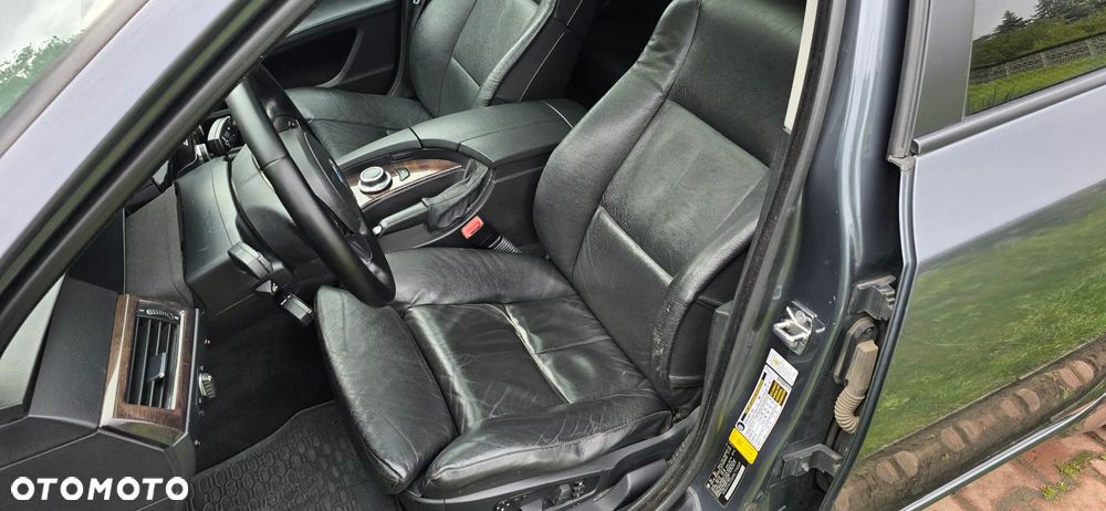 BMW Seria 5 - 12