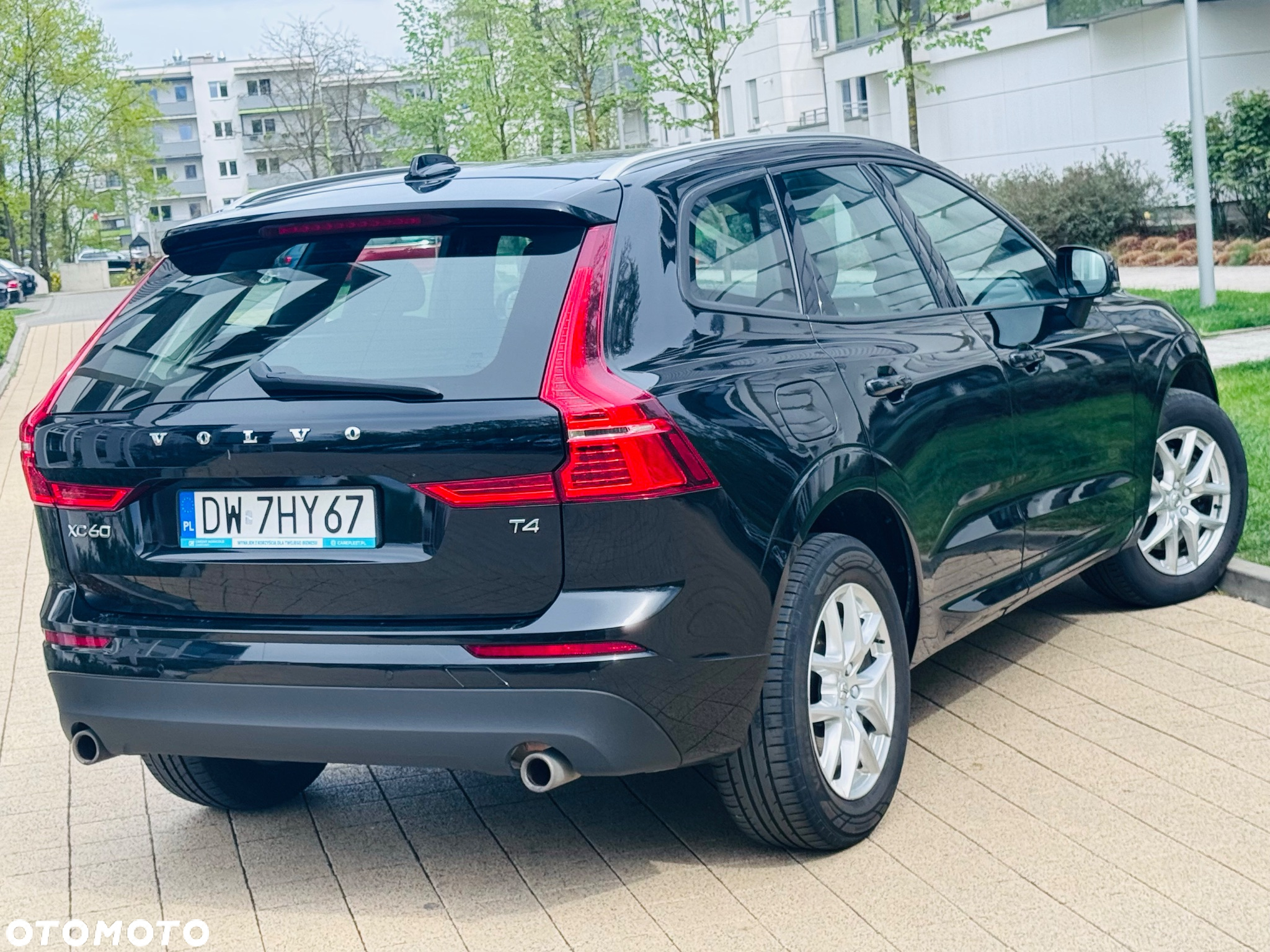 Volvo XC 60 T4 Momentum - 12