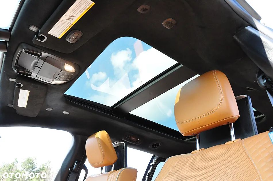 Chrysler Pacifica - 39