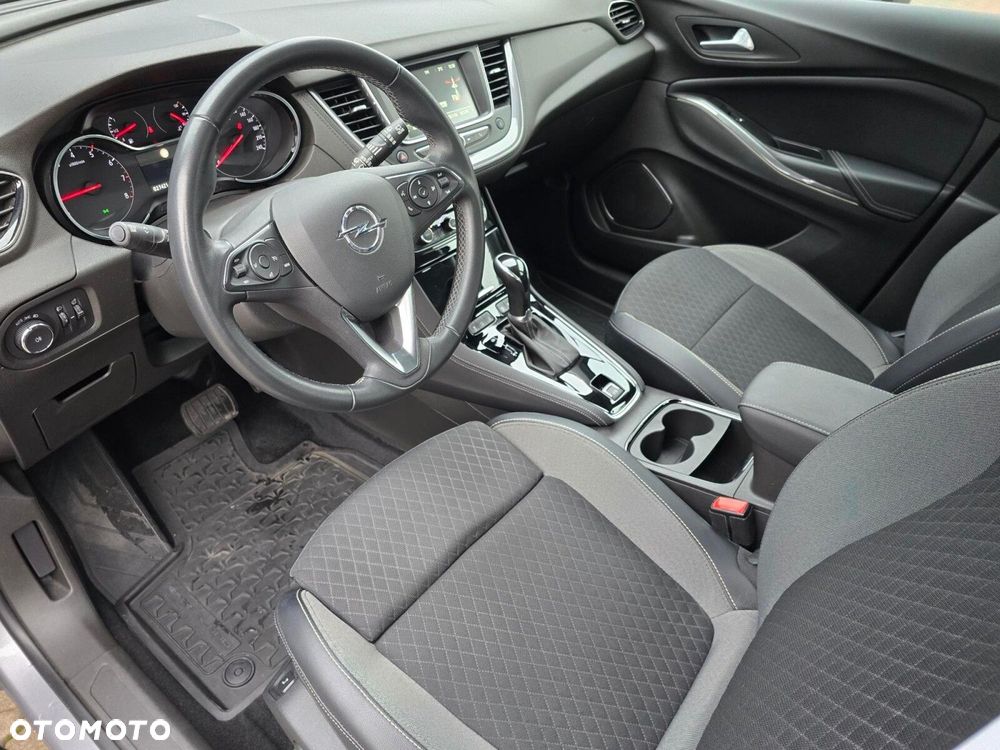 Opel Grandland X 1.2 T GPF Enjoy S&S - 11