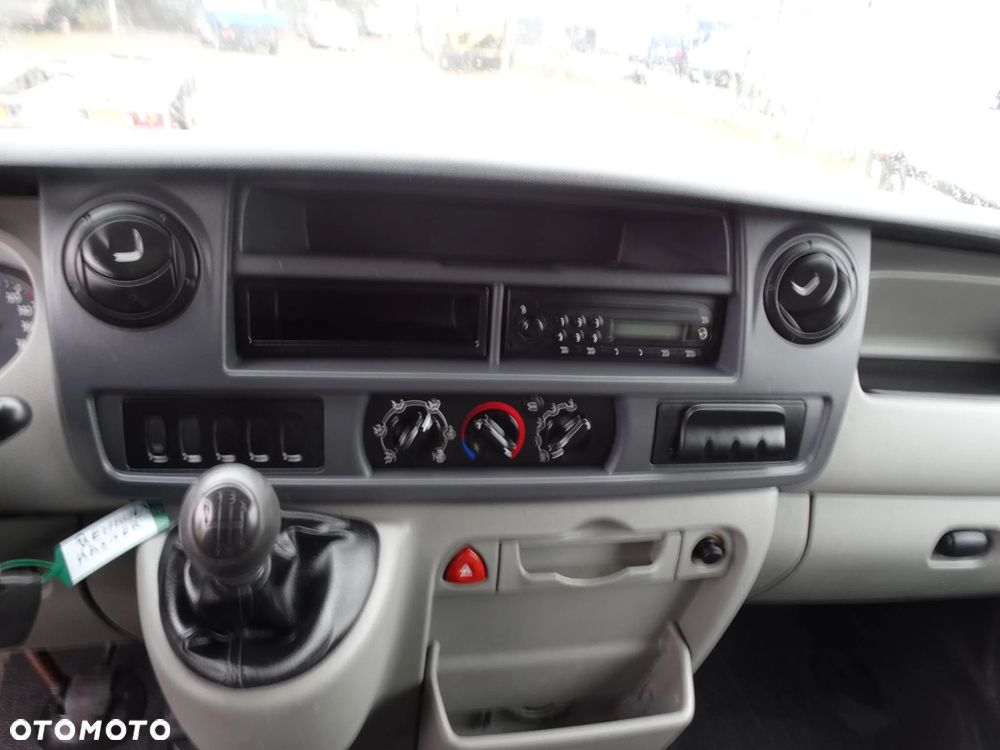 Renault Master - 11