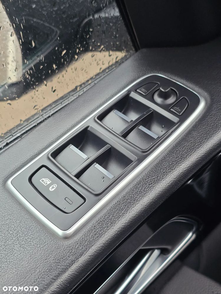 Jaguar F-Pace 2.0 i4D AWD Pure - 31