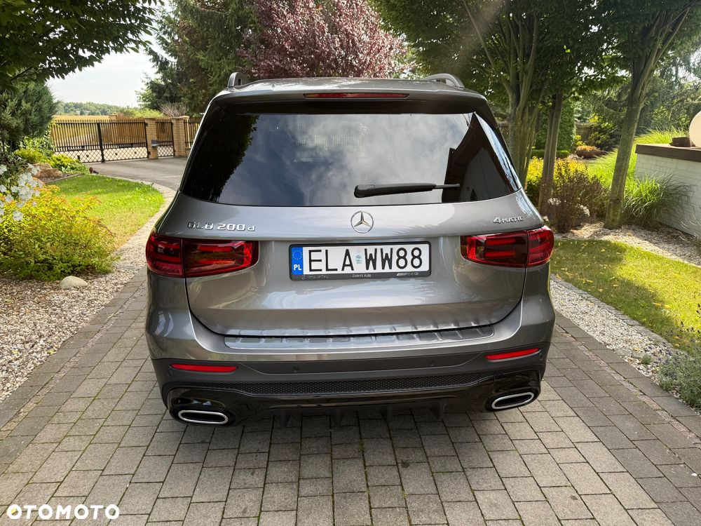 Mercedes-Benz GLB 200 d 4-Matic AMG Line 8G-DCT - 6