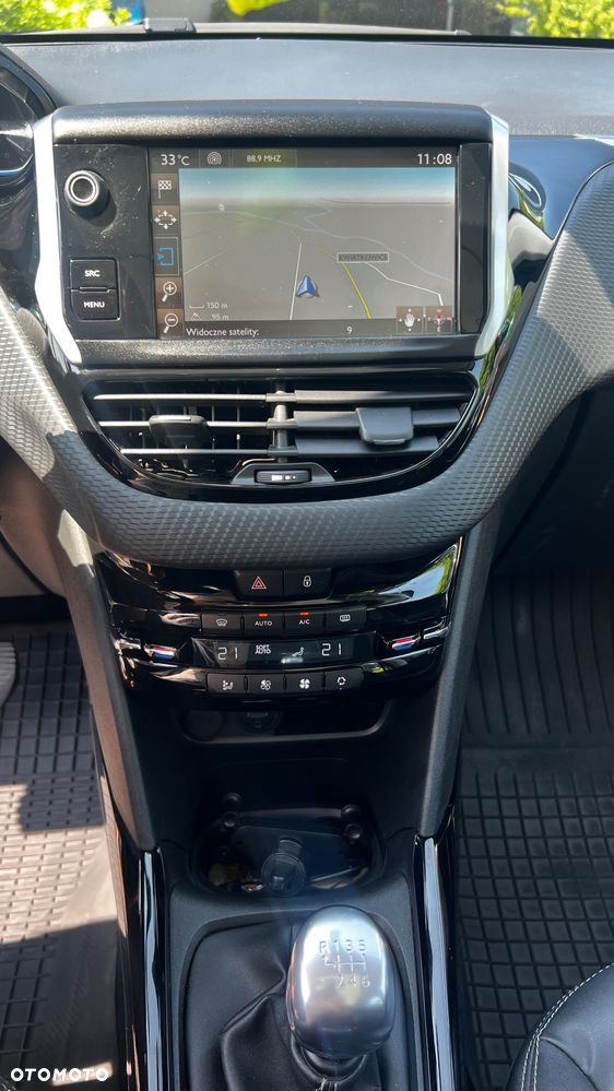 Peugeot 2008 BlueHDi FAP 120 STOP & START Allure - 31