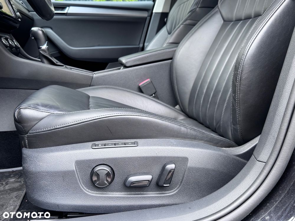 Skoda Superb 2.0 TDI L&K DSG - 14