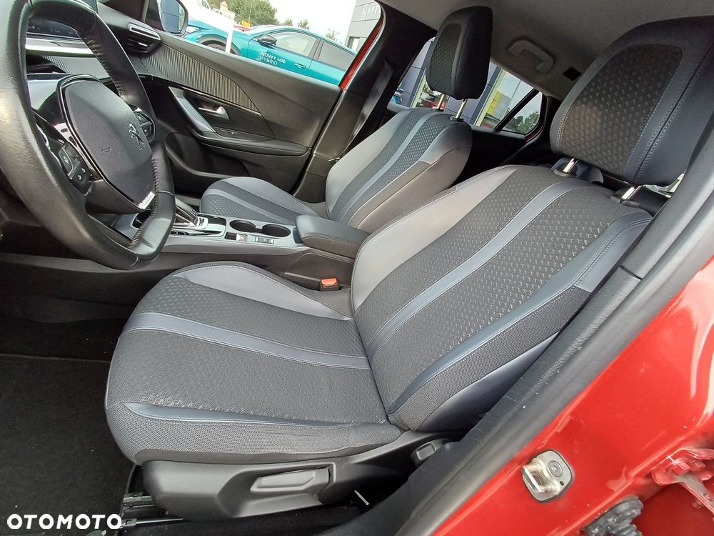 Peugeot 2008 - 13