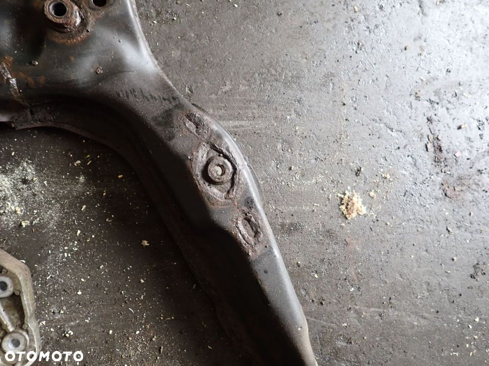 SANKI WÓZEK KOŁYSKA PRZÓD VOLVO S60 II 2.5 T5 B5254T5 - 5