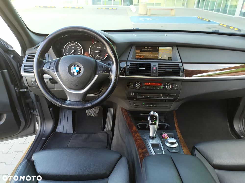 BMW X5 xDrive35d - 8