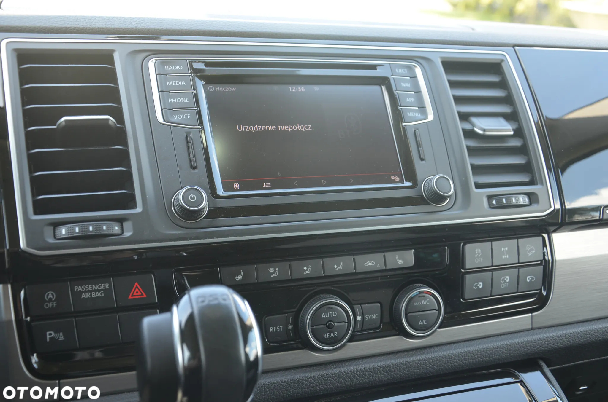 Volkswagen Multivan - 10