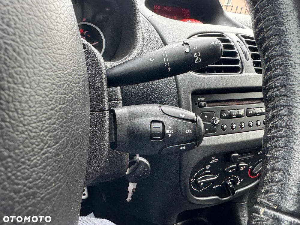 Peugeot 206 110 JBL - 21