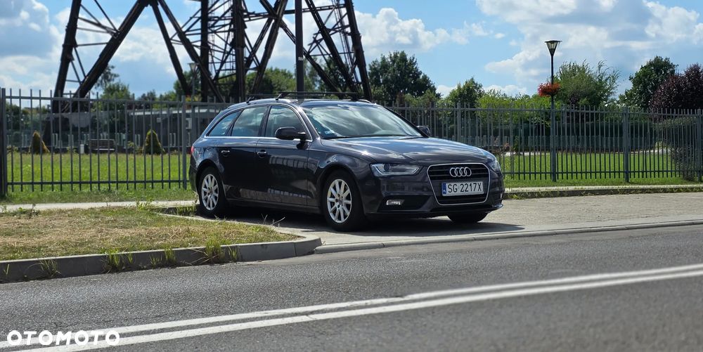 Audi A4 Avant 2.0 TDI DPF multitronic Ambiente - 12