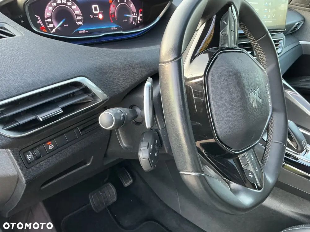 Peugeot 3008 BlueHDi 130 Stop & Start EAT8 Allure - 23